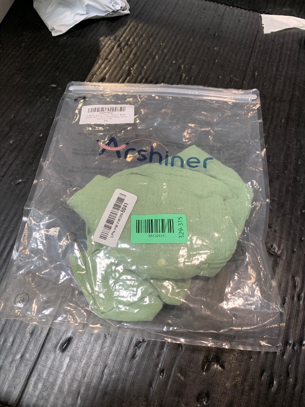 Photo 1 of ** top only**
Arshiner Boys Green Outfit Short Sleeve Textured Button Down Shirt and Shorts Set Summer Beach Wear with Pocket 9-10 Years