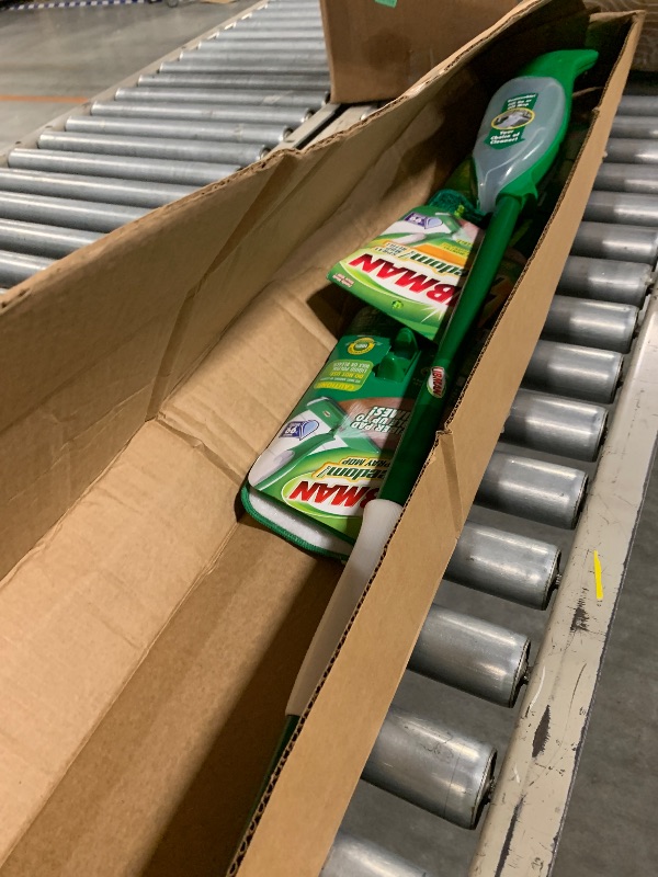 Photo 1 of **UNTESTED**
Libman Freedom Spray Mop Kit, Microfiber Wet Mops for Floor Cleaning, Hardwood, Laminate, Tile Cleaner, Household Tool, 24 Oz Solution Tank, Two Extra Replacement Refill Heads Included
