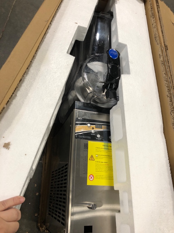 Photo 1 of **NON-FUNCTIONAL**
VEVOR Slushie Machine, 15L Single Tank Commercial Margarita Machine, 60 Cups Stainless Steel Margarita Smoothie Frozen Drink Machine, Slushy Machine for Home Party Restaurants Cafe Bars