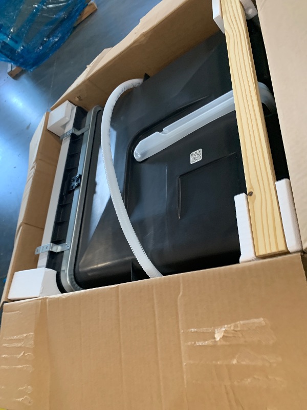 Photo 1 of *** POSSIBLE LEAKS ** Frigidaire FDPC4314A 24 Inch Wide 14 Place Setting Built-In Front Control Dishwasher with 5 Wash Cycles and MaxDry™ - White