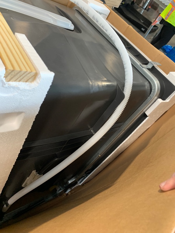 Photo 1 of *** POSSIBLE LEAKS ** Frigidaire FDPC4314A 24 Inch Wide 14 Place Setting Built-In Front Control Dishwasher with 5 Wash Cycles and MaxDry™ - White