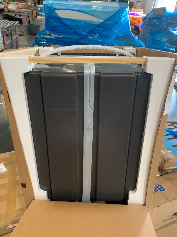 Photo 1 of *** POSSIBLE LEAKS ** Frigidaire FDPC4314A 24 Inch Wide 14 Place Setting Built-In Front Control Dishwasher with 5 Wash Cycles and MaxDry™ - White
