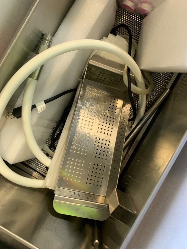 Photo 1 of **** DIRTY NEEDS TO BE CLEANED**** VEVOR Fryer Oil Filter Machine, Hot Oil Container 55L /116 LBS/15 Gal, Commercial Deep Fryer Oil Filter 10 L/min, Cooking Oil Filter Pump & Oil Hose, 300W Mobile Fryer Filter Kitchen Restaurant
