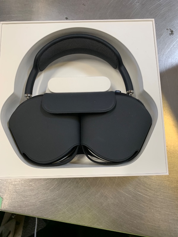 Photo 1 of Apple AirPods Max Wireless Over-Ear Headphones, Pro-Level Active Noise Cancellation, Transparency Mode, Personalized Spatial Audio, USB-C Charging, Bluetooth Headphones for iPhone - Midnight