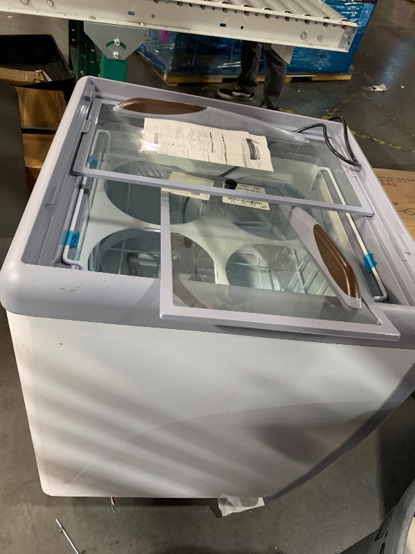 Photo 1 of ***TRUCK/TRAILER PICKUP ONLY***VEVOR Commercial Ice Cream Display Case, 5.6 Cu.ft Chest Freezer, Mobile Glass Top Deep Freezer, Restaurant Gelato Dipping Cabinet, 2 Sliding Glass Doors, Locking Casters, White