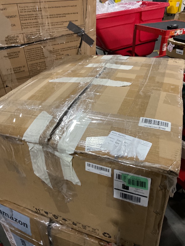 Photo 1 of *** Missing the whole bottom legs part***  DEWALT 10-Inch Table Saw with Rolling Stand, 32-1/2-Inch Rip Capacity (DWE7491RS)