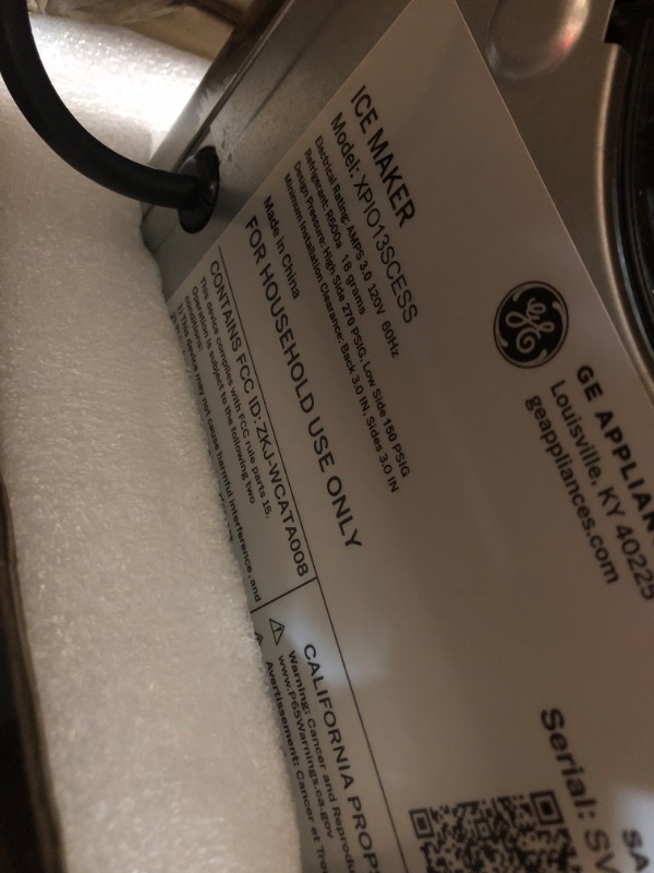 Photo 1 of (used)(minor damage) GE Profile Opal 2.0 XL with 1 Gallon Tank, Chewable Crunchable Countertop Nugget Ice Maker, Scoop Included, 38 lbs in 24 Hours