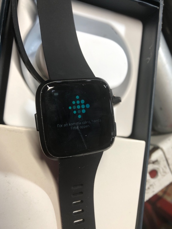 Photo 1 of (see all images) Fitbit Versa Smart Watch, Black/Black Aluminium, One Size (S & L Bands Included)