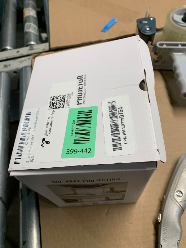 Photo 1 of ?Electric Focus?Magcubic Mini Projector 4K Support, Portable Projector with WiFi 6 and Bluetooth 5.4, Smart Proyector, 5W Soundbase Speaker, 180° Rotation for Home Theater HY300 Ultra