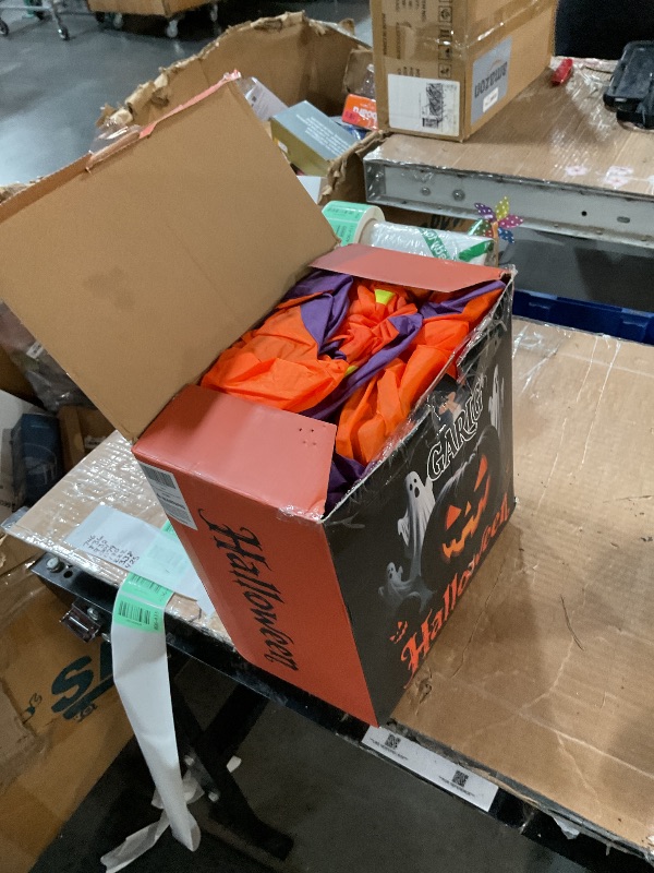 Photo 1 of (BROKEN BLOWER) GARIG 12FT Halloween Inflatables Outdoor Decorations Pumpkin Octopus Tentacles Build-in LEDs Lights Blow Up Yard Decorations for Garden Lawn Window Indoor Party Holiday Decor