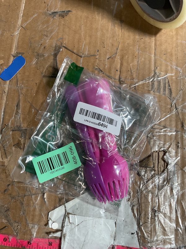 Photo 1 of * only comes with the forks *
16 Pc Toddler Utensils Set Kids Utensils 8 Kids Spoons 8 Kids Forks BPA Free Dishwasher Safe Reusable Plastic Utensils for kids Bright Colors silverware Plastic Cutlery Set Children Flatware (PURPLE)
