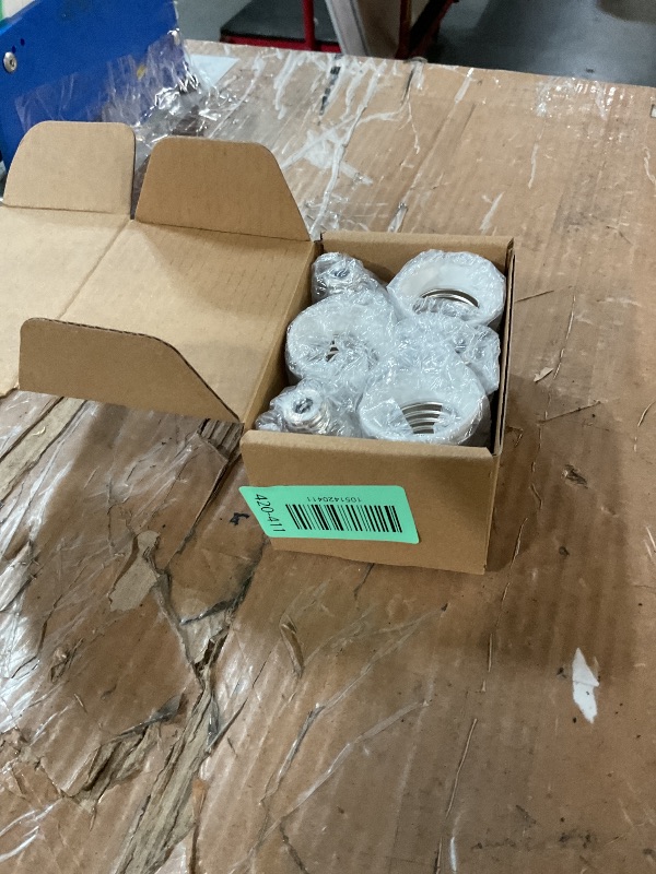 Photo 1 of (6-PACK) SpiritLED E17 to E26 / E27 Socket Adapter,Intermediate base E17 to Standard Medium base E26 E27 Converter (White Color-6pcs /Pack)