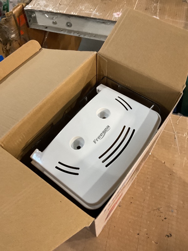 Photo 1 of 1.2Gallon Betta Aquarium Starter Kits Square Fish Tank with LED Light and Filter Pump