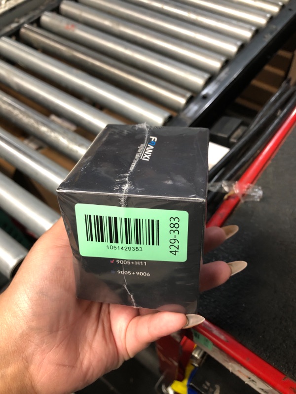 Photo 1 of ***FACTORY SEALED***FRANXI 9005 H11/H9/H8 Fog Bulbs, Fog t Bulbs for Night Driving, Pack of 4