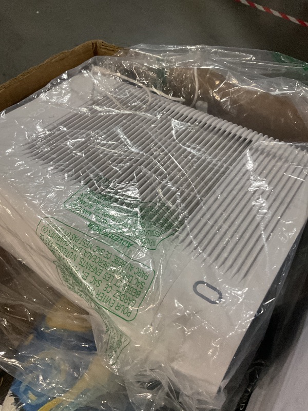 Photo 1 of (PARTS) (NON-FUNCTIONAL) (BAGGED) Trucozie T356 Air Purifier for Home Large Room Bedroom Up to 1937 Ft² in 1 Hr With Double-sided Air Inlet, Air Quality and Light Sensors, HEPA Sleep Mode for Allergies, Dust, Smoke, Pet Hair, White