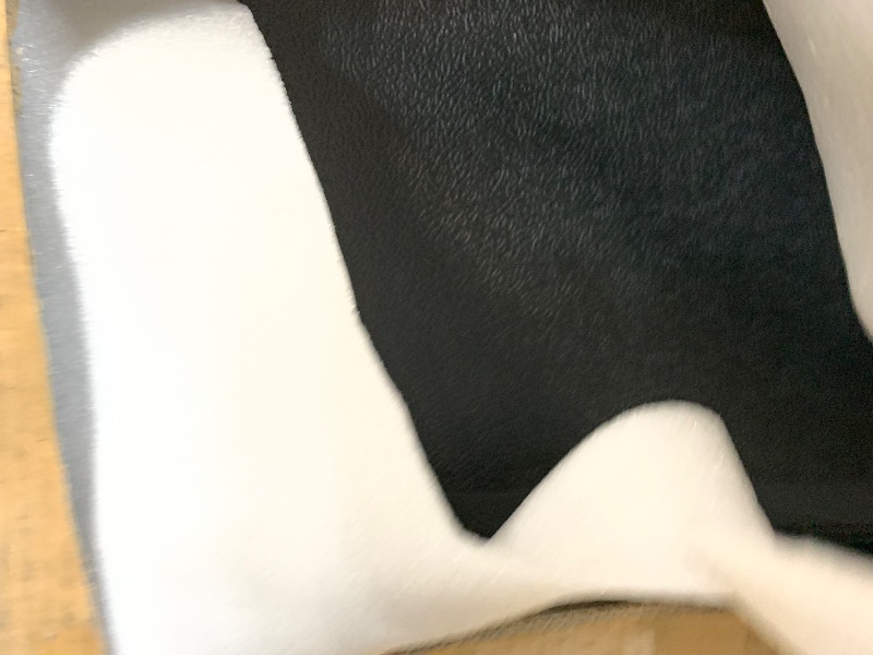 Photo 1 of (truck/trailerpick up only)
Armordillo CoveRex TFX Low Profile Hard Tri-Fold Tonneau Cover+Diamond Plate Rubber Truck Bed Mat|Fits 2005-2010 Dodge / 2011 Ram Dakota 6.5 Ft 78" Bed|28724712|Aluminum|Truck Bed Cover|Truck Mat