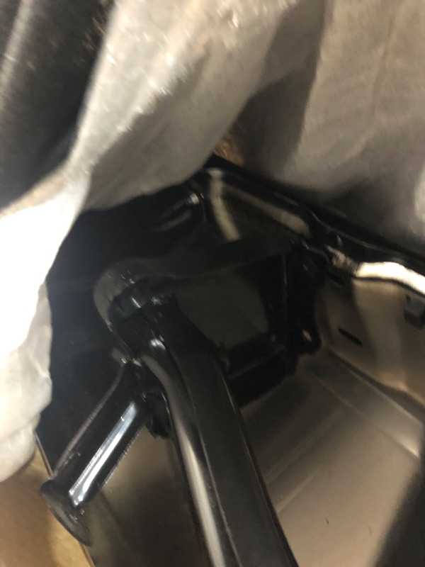 Photo 1 of ******************missing parts, minor dents**************
ECOTRIC Rear Bumper Compatible with 2005-2015 Toyota Tacoma TO1103113 Fleetside Styleside Rear Step Bumper With Reinforcement Bar/License Light/Center Top Pad/End Bracket Steel Chrome