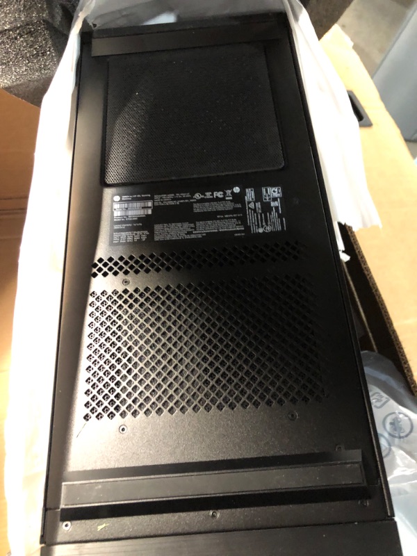 Photo 1 of (does not turn on)
HP OMEN 45L Gaming Desktop, Intel Core Ultra 7 265K, 32 GB RAM, 2TB SSD, NVIDIA GeForce RTX 5080, Windows 11 Pro, Microsoft Copilot, Tempered Glass, GT22-3080 (2025)