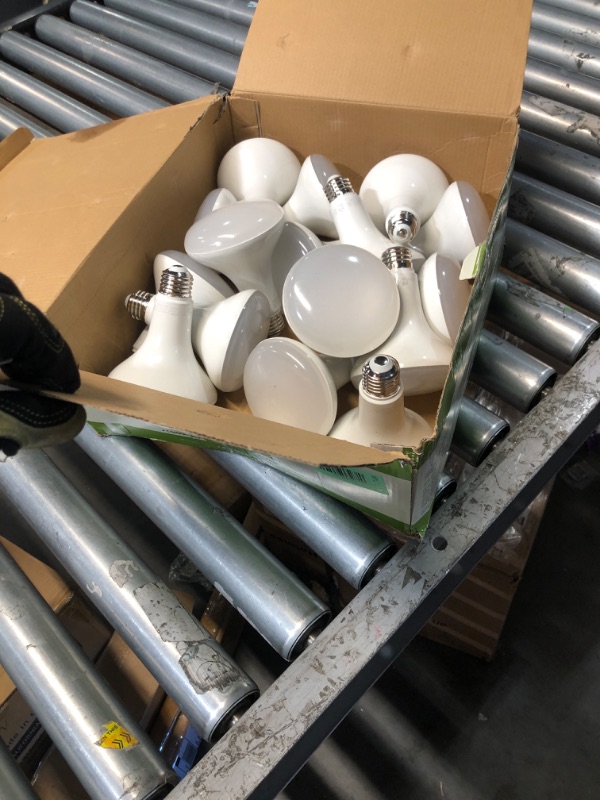 Photo 1 of (mixed)(incomplete)(please see all images) Bioluz LED 20 Pack BR30 LED Bulbs, Indoor Flood Lights 90+ CRI 75W Equivalent uses 9.5W 3000K Soft White 850 Lumens