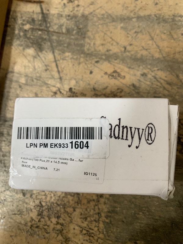 Photo 1 of 100 Pcs Lights Gutter Hook Clips for Hanging Outdoor Holiday Galvanized Lights Roof Hooks Christmas for Outside String Gutter Hangers Outdoor Seasonal Lighting for Halloween Xmas Decor (21 x 14.5 mm)