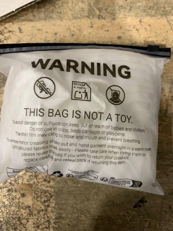 Photo 1 of **DIRTY NEEDS CLEANING**  SOLY HUX Open Back Halter Tops for Women Tie Backless Ruffle Crop Tops Sleeveless Y2K Going Out Camisoles Solid White Small