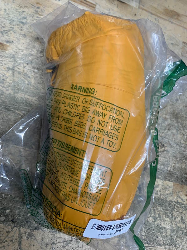 Photo 1 of Amazon Essentials Boys' Lightweight Water-Resistant Packable Puffer Jacket, Golden Yellow, Small