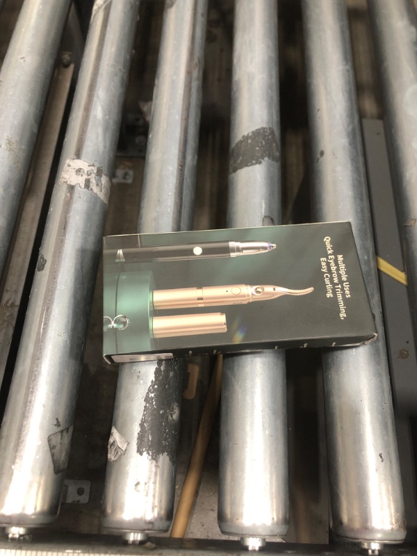 Photo 1 of 2 in 1 Heated Eyelash Curlers and Eyebrow Trimmer for Women, Electric Eyelash Curler with 2 Temperature Modes Anti-Burn USB Rechargeable Heated Eyelash Curler, Ideal Gift for Women (Black)