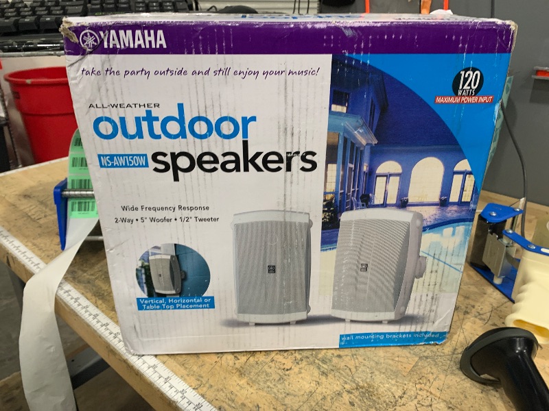 Photo 1 of (parts) (speakers are non-functional) Yamaha Audio NS-AW150W 2-Way Indoor/Outdoor Speakers (Pair, White)