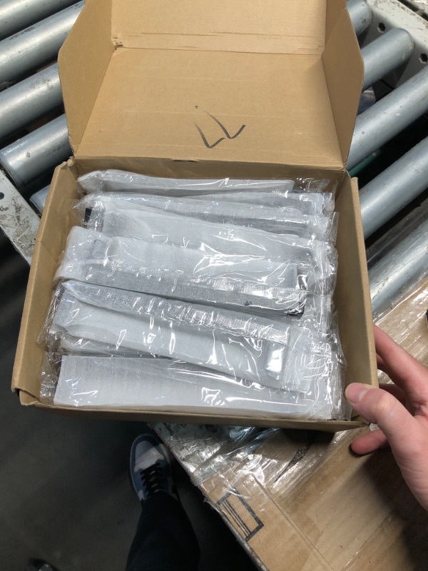 Photo 1 of (USED/FAIR) (PARTIAL SET) goldenwarm 30 Pack 6-1/4INCH Black Square Bar Cabinet Pull Drawer Handle Stainless Steel Modern Hardware for Kitchen and Bathroom Cabinets Cupboard,Center to Center 160mm Kitchen Cupboard Handles