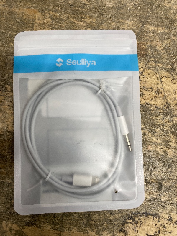 Photo 1 of (Apple MFi Certified) iPhone AUX Cord,Lightning to 1/8 Inch Audio Cable,3.3ft, Headphone Jack Adapter Male Aux Stereo Audio Cable Compatible for iPhone 14/13/12/11/XR/X/8/7 (White)