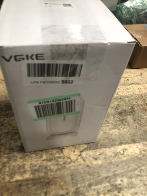 Photo 1 of ?3D TOF Auto Focus & Built-in Android TV 13.0?VGKE Mini Projector, Portable Projector with WiFi 6 and Bluetooth, 4K Support, Auto Keystone, Compatible with HDMI/USB/TV Stick for Home and Outdoor Use