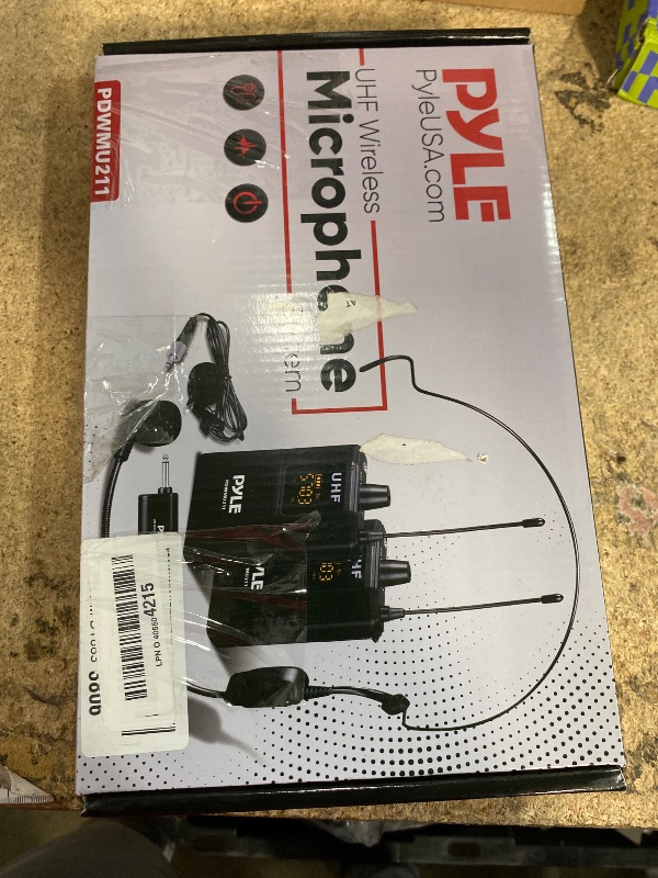 Photo 1 of ***PARTS ONLY***Pyle Dual UHF Microphone System - Portable Professional Cordless Microphone Set Wireless Mic Kit w/Headset / Lavalier Mic, Beltpack Transmitter, Receiver - Karaoke & Conference - Pyle PDWMU211,Black