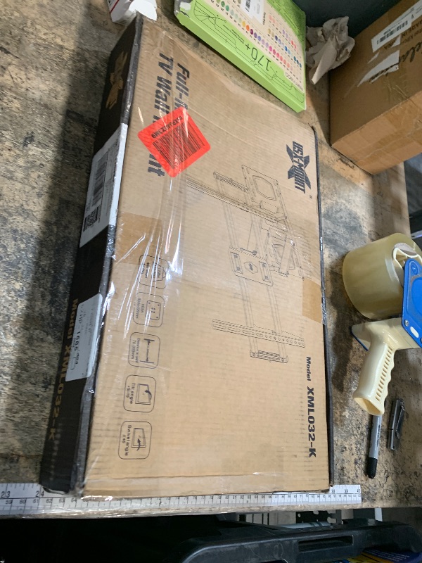 Photo 1 of ********************MISSING ALL HARDWARE/SCREWS*************
Full Motion TV Wall Mount for Most 37"-84" Flat Screen TV, Swivel or Tilt TV Wall Bracket with Dual Articulating Arms, for 12"-16" Wood Studs, Max VESA 600x400mm, Load 120 lbs by USX MOUNT