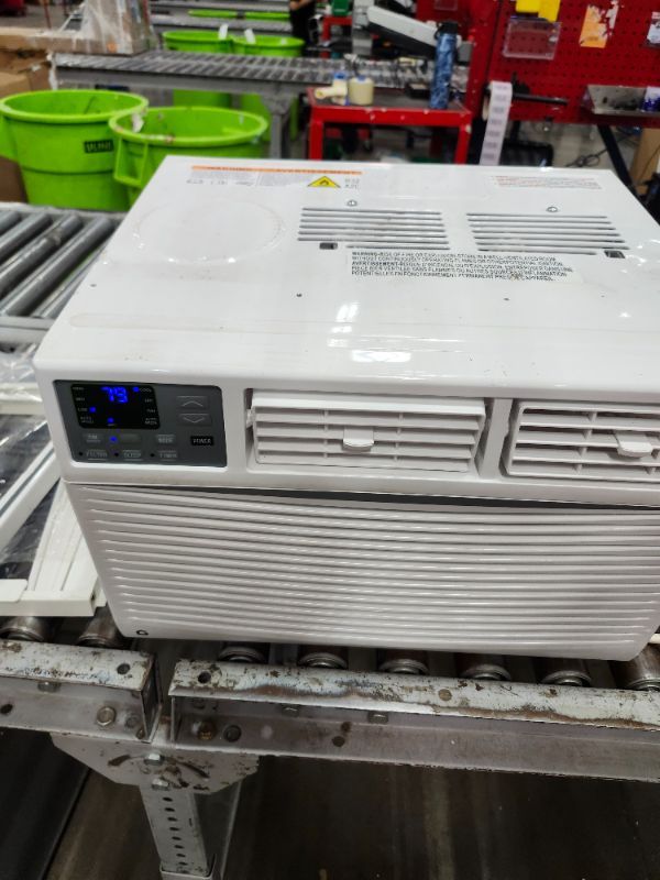Photo 1 of ** PARTS ONLY- SEVERELY DAMAGED, SMELLS LIKE SMOKE**

 8,000 BTU Window Air Conditioner,Cool Rooms Up to 350 Sq.Ft.,Smart Window AC Unit with Smartphone App or Remote Control,3 Fan Mode,Sleep&ECO Mode,Washable Filter,for Bedroom Apartment Office,New R32