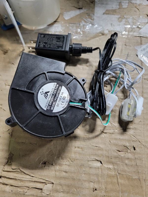 Photo 1 of 12V 0.8A Inflatable Replacement Motor for 3.5-6FT Halloween Christmas Inflatables Air Blower Fan with 3 LED Light 1.5A Adapter Outdoor Blow Up Fan Parts Inflatables (White Lights 3 LED, 12V 0.8A)