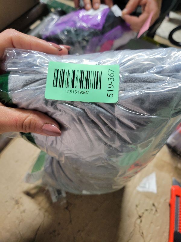 Photo 1 of 1 MIDDLE ONE 2 Pack Small Pillow, Memory Foam Mini Pillow 11 X 7 Inches for Travel, Sleeping, Nap and Neck, Knee, Lumbar Support, Tiny Cushion for Pet, Dogs (Grey)