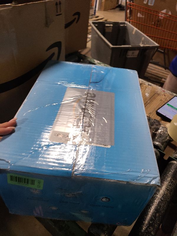 Photo 1 of 100 Count 22” x 22” Super Absorbency Disposable Underpads, Leakproof Quick Drying Disposable Pads for Baby, Puppy and Adults, Puppy Pads, Cat Pee Pads for Dogs, Potty Puppy Training Pads