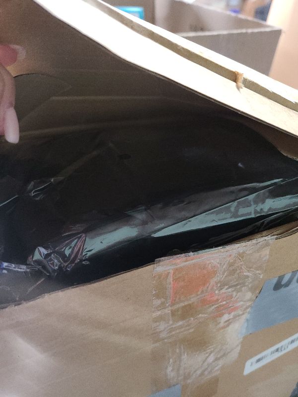 Photo 1 of 100 Pcs Cheerleading Pom Poms Metallic Foil Cheer Pompoms with Plastic Handle Cheerleader Pompoms Spirit Fun for Cheer Squad Dancing Party Performance Game Ball Sports Team(Black, Orange)