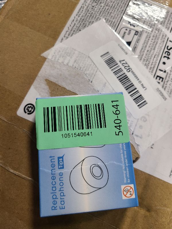 Photo 1 of [6 Pairs] Earphone Tips New bee 12pcs Replacement Earbud Tips Blocking Out Ambient Noise Memory Foam Earbuds Inner 4.9mm for in-Ear Headphones with 5mm-7mm Tips (Black, S/M/L)