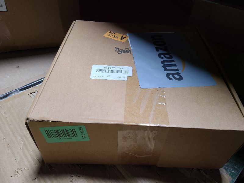 Photo 1 of 2 Pcs Christmas Advent Wreath Candle Holder Advent Wreath Catholic Ring with 4 Candle Holders Peace Hope Love Joy for Table Decorations Centerpiece Gift Winter Holiday