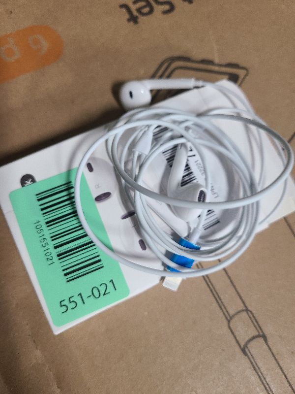 Photo 1 of 2 Pack Wired Headphones for iPhone Earbuds with Built-in Microphone & Volume Control Nosie Reduction Earphones Headsets Compatible with iPhone 14 13 12 11 Pro Max XS XR X 8 7, Support All iOS System