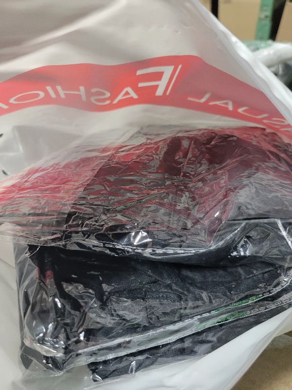 Photo 1 of Womens Sports Bras 5 Packs - Square Neck Longline Workout Crop Tank Tops Padded Yoga Camisole with Built in Pads (5Black, XL)