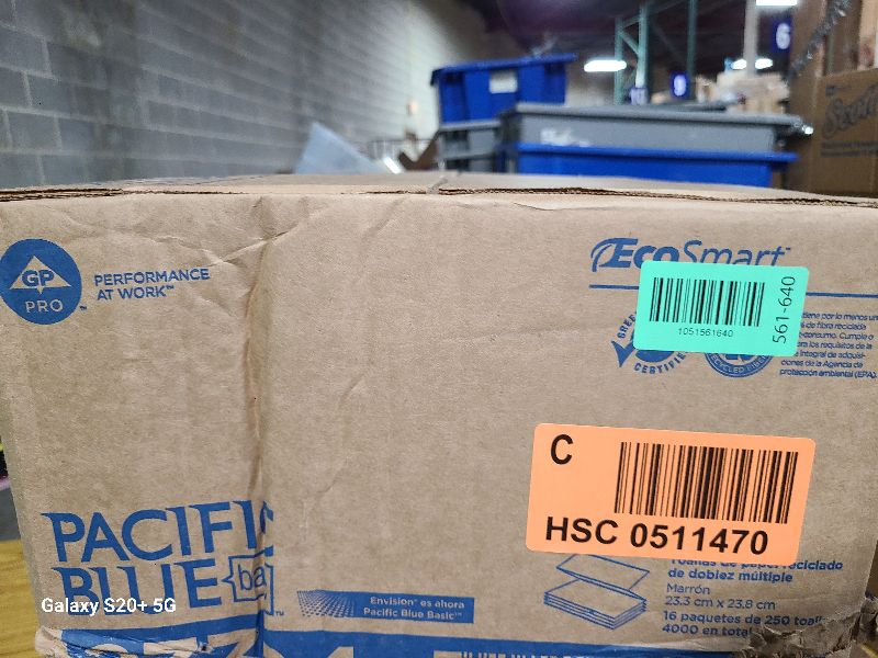 Photo 1 of Pacific Blue Basic Recycled Multifold Paper Towels (Previously branded Envision) by GP PRO (Georgia-Pacific), Brown, 23304, 250 Towels Per Pack, 16 Packs Per Case