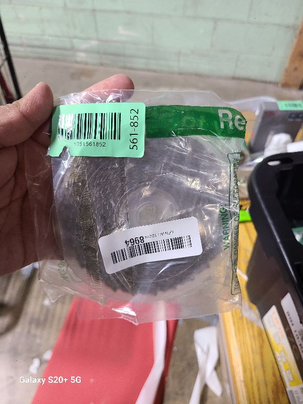 Photo 1 of 1 Roll Polyester Star Ribbon Trim,Stars Decorations,Gold Ribbon Trim Embellishment for Holiday Wedding Decoration Crafts Gift Wrapping Wreath DIY (Gold)