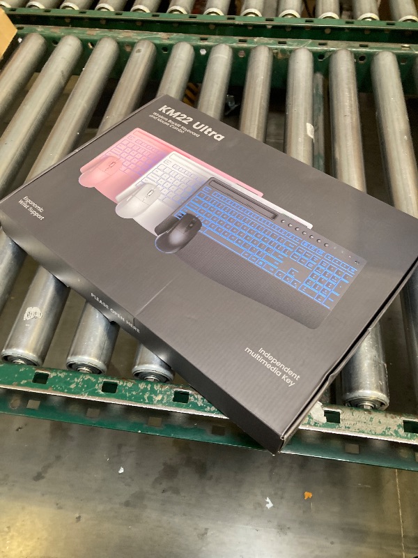 Photo 1 of Wireless Keyboard 12346579