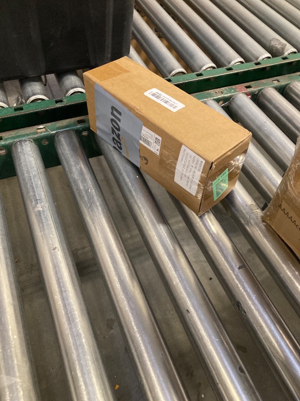 Photo 1 of Libima 2 Pcs 2 Pcs 27 Inch Giant Inflatable Volleyball Large Sports Ball Beach Summer Swimming Pool Accessories for Outdoor Party Activity Themed (Classic)