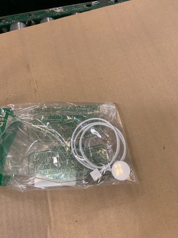 Photo 1 of ???? ???????? Magnetic Charging Cable for Apple Watch Charger,[USB C Port] Wireless Charging Cable Compatible with iWatch Series Ultra/10/9/8/7/6/SE/SE2/5/4/3/2,White