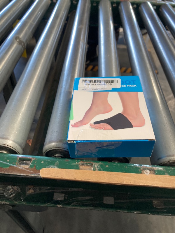 Photo 1 of 2 Pack Forefoot Toe Ice Pack?Foot Ice Pack Wrap Bunion Corrector for Women & Men, Non-Slip Bunion Relief Socks with Hot and Cold Therapy for Plantar Fasciitis, Hallux Valgusand Sport Injured