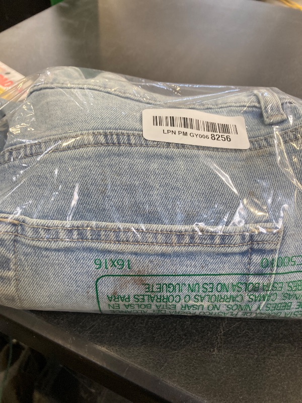 Photo 1 of Amazon Essentials Women's Mid Rise Curvy Skinny Jeans 33W X 34L