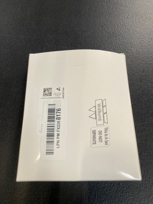 Photo 1 of WILLBOND 4 Pcs Banana Hair Clips for Women Large Small Comb Vintage Clincher Banana Grip Clip Styling Accessories Gift for Curly Thick Thin Wavy Hair Ponytail Wedding(Black)